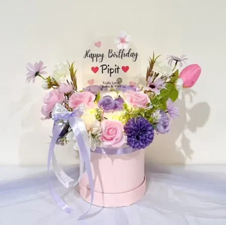 Bloom Box Akrilik Ucapan Ulang Tahun Sungai Penuh